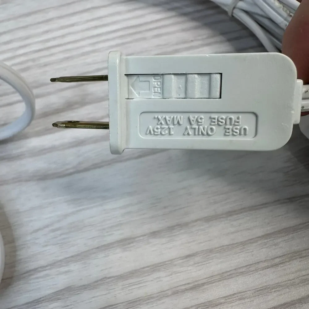 Santa's Workbench Collection Christmas Village Accessories Cord Power Strip Bulb
